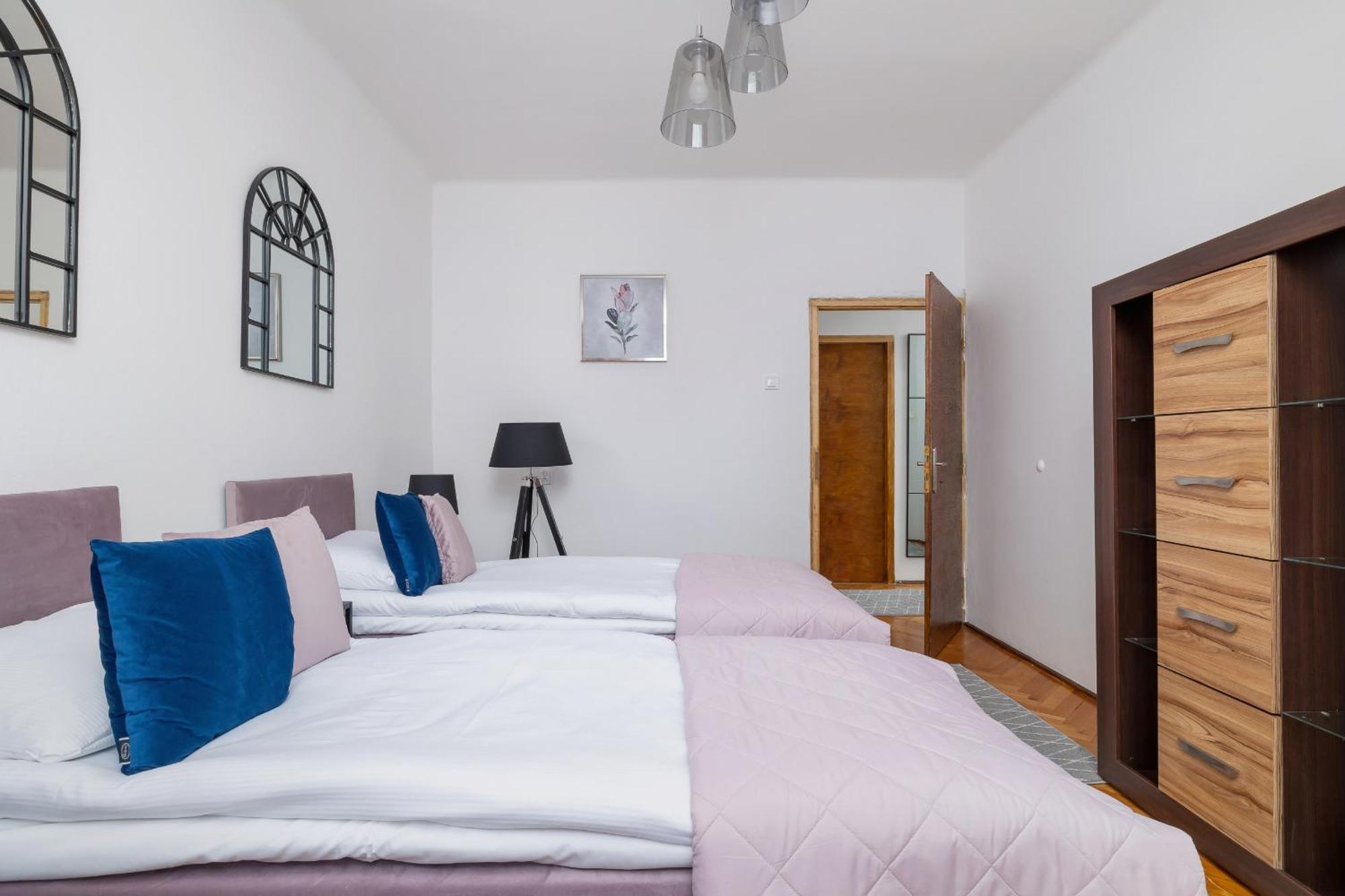 Appartamento Rodzinny Z Dwiema Sypialniami Niedaleko Centrum Krakowa By Renters Cracovia