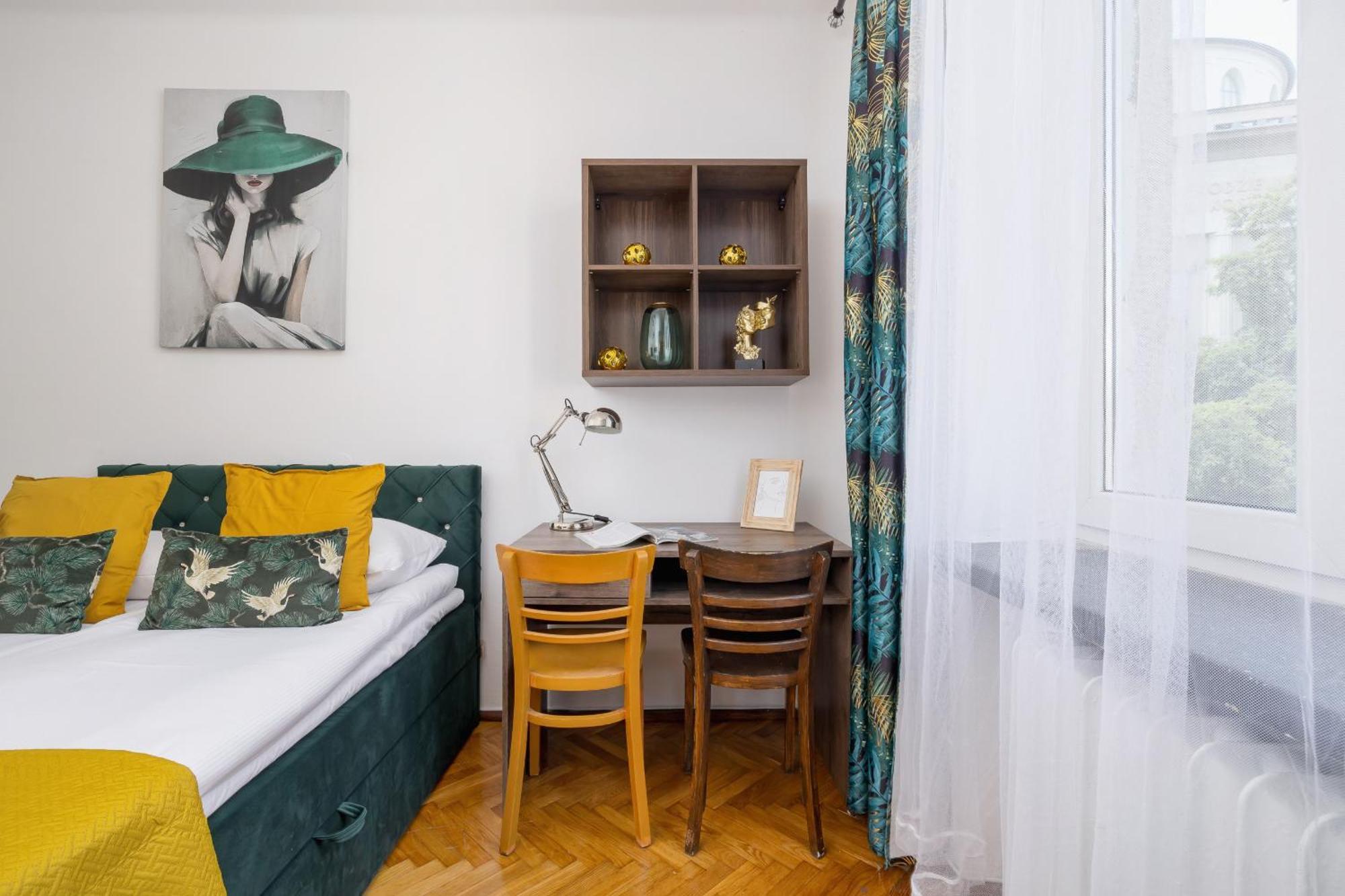 Rodzinny Z Dwiema Sypialniami Niedaleko Centrum Krakowa By Renters Appartamento *